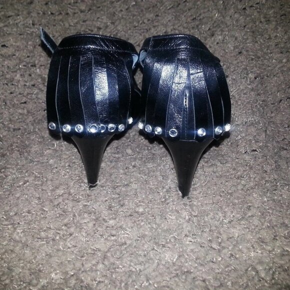 JACQUES RAPHAEL-ITALY-Black Leather Ankle Wrap-Jeweled Kilty Sandals-Sz 37-NEW - Picture 4 of 8